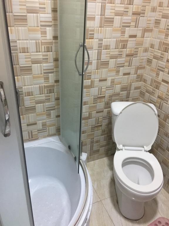 Apartment Pshavela 16 Batumi Exterior photo